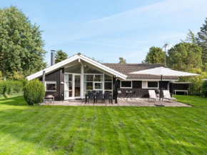 Holiday Home Eivor - 500m from the sea by Interhome in Hornbæk